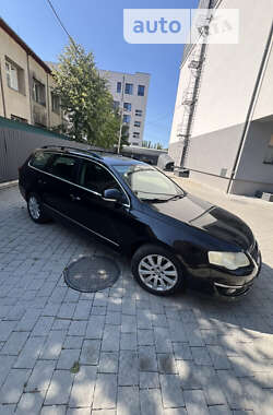 Універсал Volkswagen Passat 2007 в Ужгороді