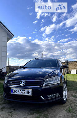 Универсал Volkswagen Passat 2014 в Сарнах