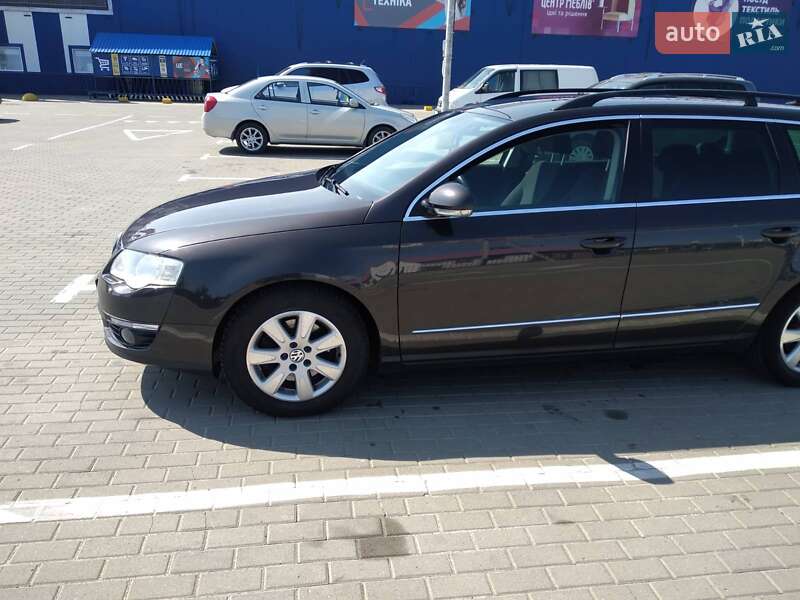 Универсал Volkswagen Passat 2010 в Ковеле