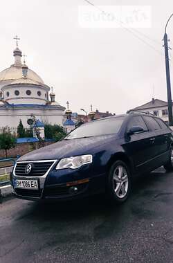 Универсал Volkswagen Passat 2006 в Ромнах