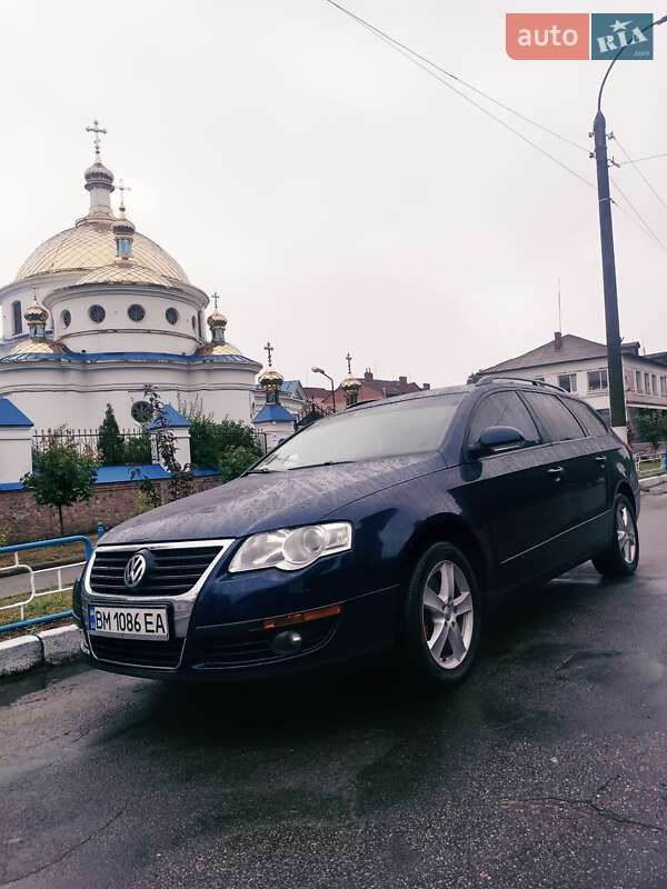 Універсал Volkswagen Passat 2006 в Ромнах