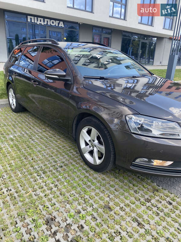 Универсал Volkswagen Passat 2014 в Львове