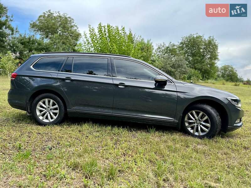 Универсал Volkswagen Passat 2015 в Украинке