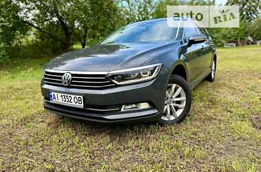 Универсал Volkswagen Passat 2015 в Украинке