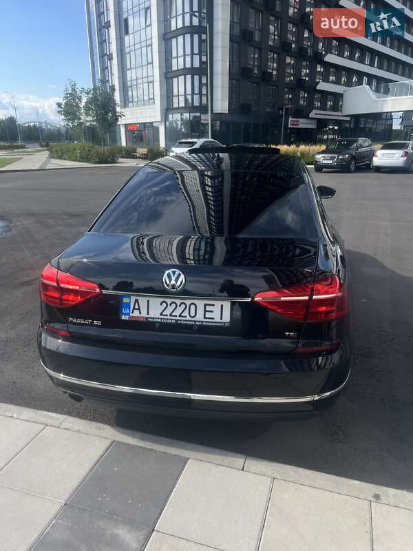 Седан Volkswagen Passat 2016 в Киеве