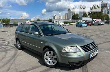 Універсал Volkswagen Passat 2001 в Києві