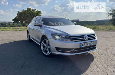 Седан Volkswagen Passat 2013 в Кривом Роге