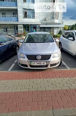 Седан Volkswagen Passat 2006 в Киеве