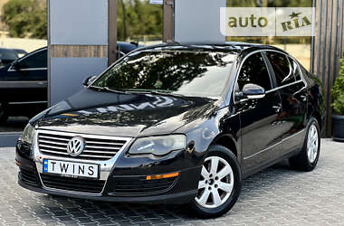 Седан Volkswagen Passat 2006 в Одессе