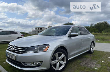 Седан Volkswagen Passat 2015 в Киеве