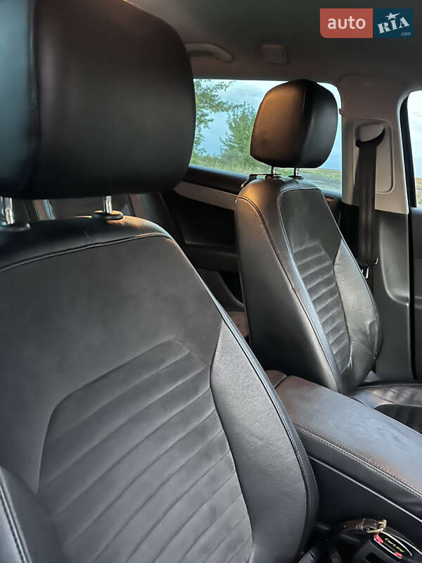 Універсал Volkswagen Passat 2014 в Горохові