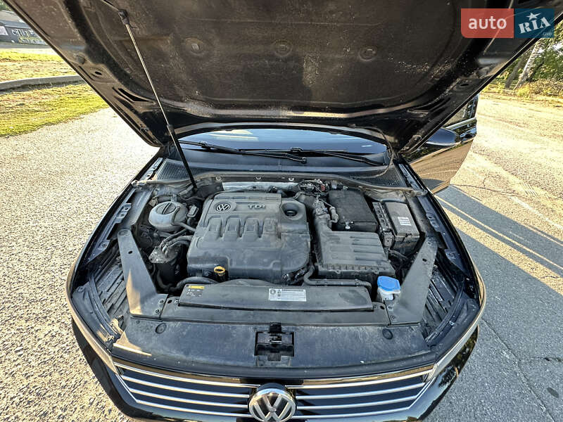 Універсал Volkswagen Passat 2016 в Пирятині