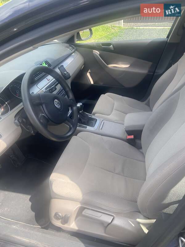 Універсал Volkswagen Passat 2009 в Торчині