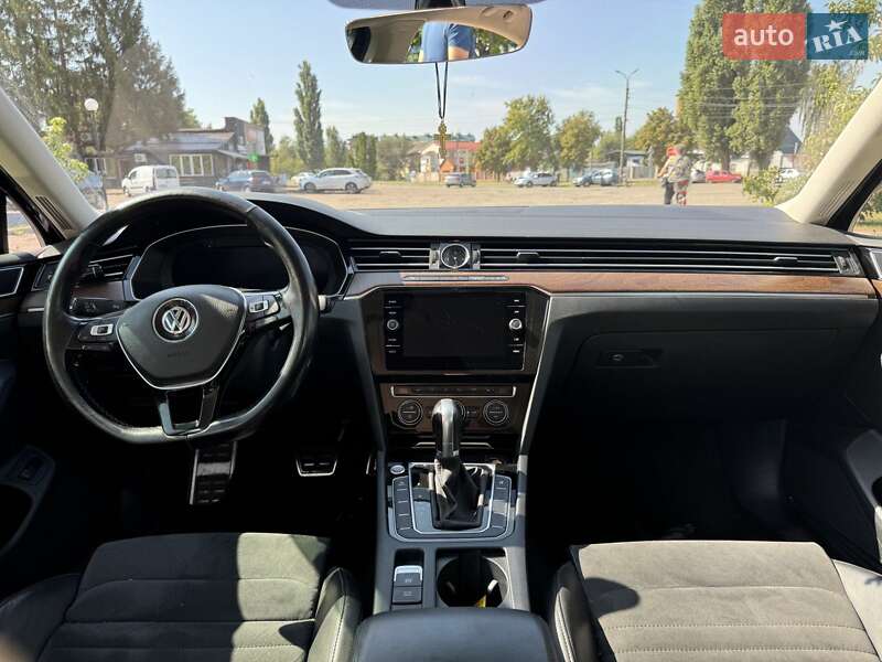 Седан Volkswagen Passat 2017 в Броварах