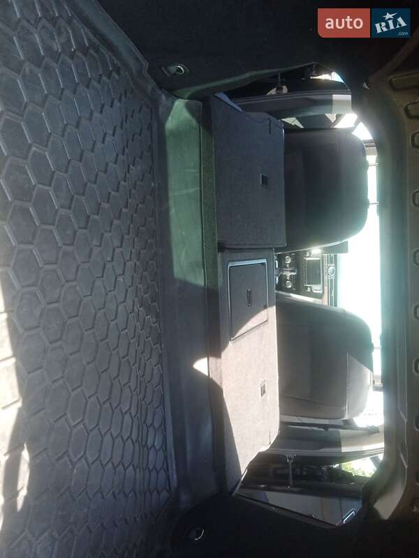 Седан Volkswagen Passat 2015 в Ірпені