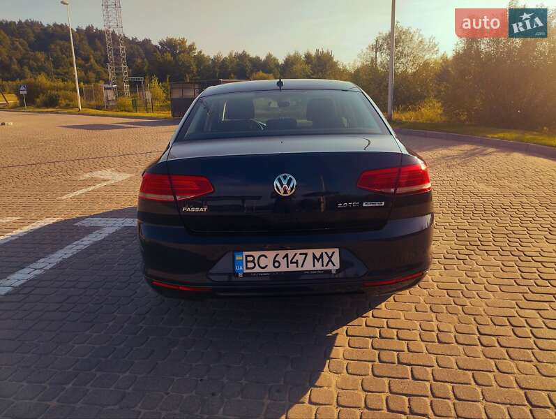 Седан Volkswagen Passat 2017 в Миколаєві