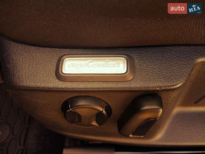 Седан Volkswagen Passat 2017 в Миколаєві