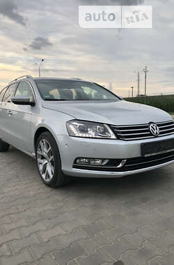 Универсал Volkswagen Passat 2013 в Вараше