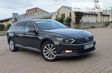 Универсал Volkswagen Passat 2017 в Ивано-Франковске