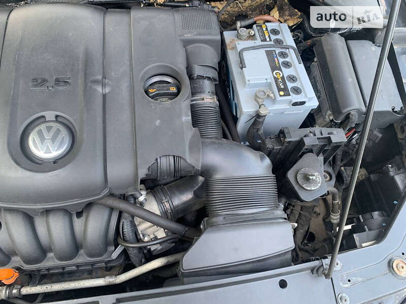 Седан Volkswagen Passat 2012 в Киеве