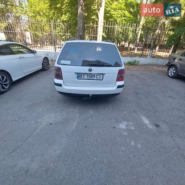 Универсал Volkswagen Passat 2002 в Херсоне