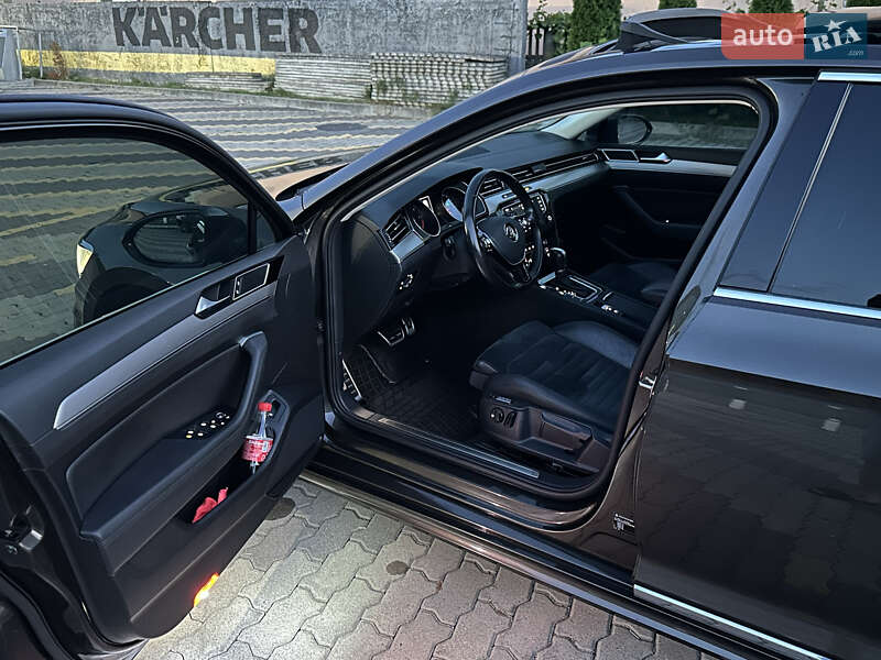 Седан Volkswagen Passat 2015 в Заречье