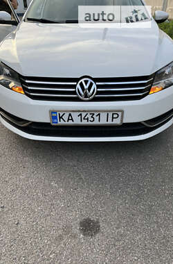 Volkswagen Passat 2011