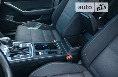 Универсал Volkswagen Passat 2017 в 