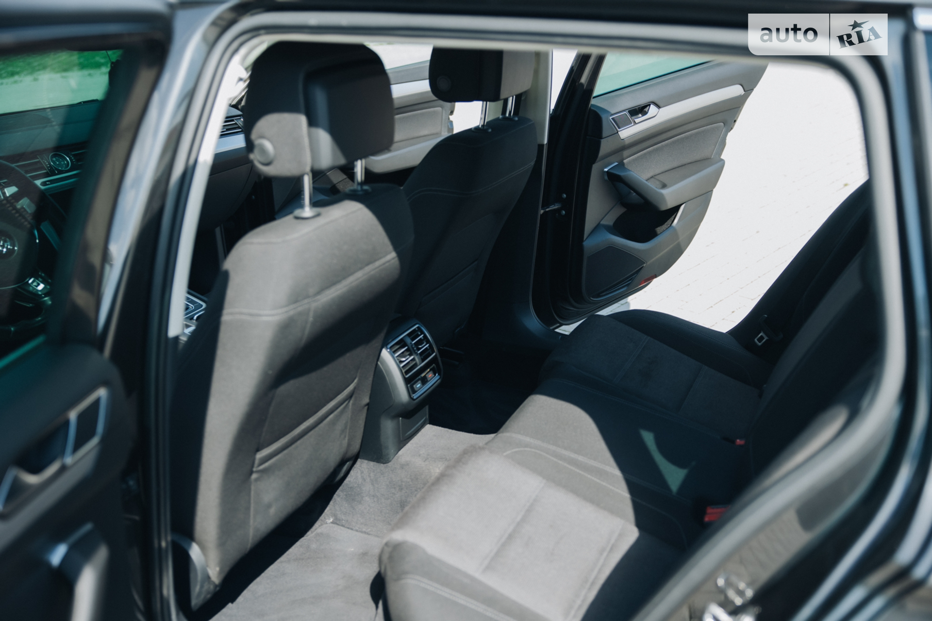 2017 Volkswagen Passat - мініатюра 46
