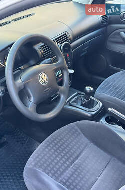 Универсал Volkswagen Passat 2001 в Тульчине