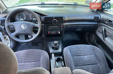 Универсал Volkswagen Passat 2001 в Тульчине