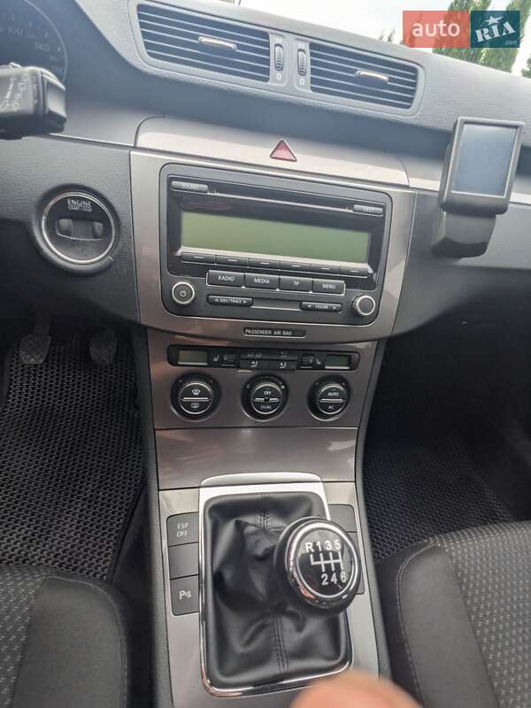 Универсал Volkswagen Passat 2009 в Калуше