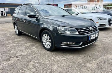 Універсал Volkswagen Passat 2013 в Сумах