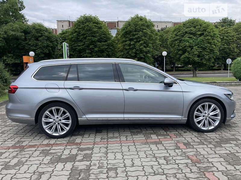 Универсал Volkswagen Passat 2017 в Львове