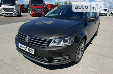 Volkswagen Passat 2011