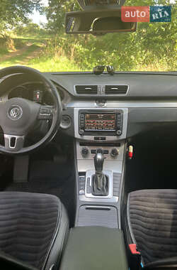 Универсал Volkswagen Passat 2014 в 