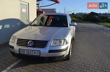 Седан Volkswagen Passat 2003 в Вінниці