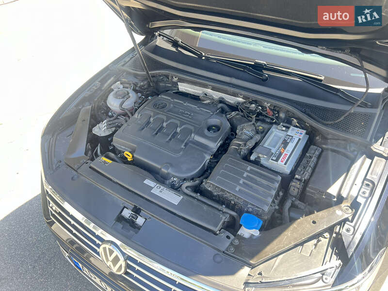 Седан Volkswagen Passat 2018 в Запорожье