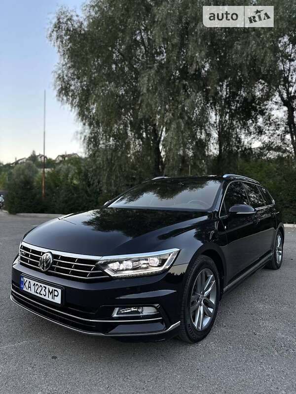 Универсал Volkswagen Passat 2018 в Киеве