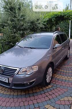 Универсал Volkswagen Passat 2005 в Коломые