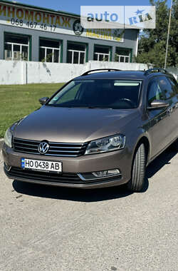 Универсал Volkswagen Passat 2011 в Тернополе