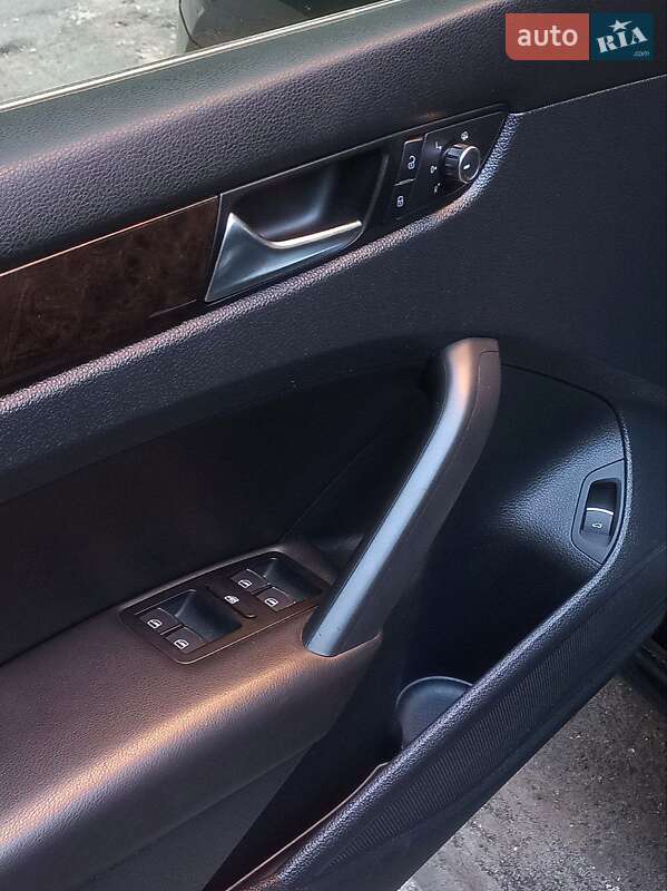 Седан Volkswagen Passat 2013 в Киеве фото 11 Седан Volkswagen Passat 2013 в Киеве