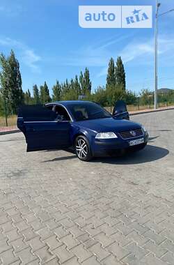 Седан Volkswagen Passat 2005 в Луцьку