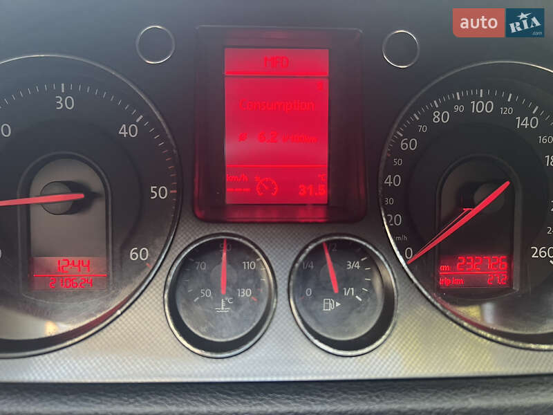 Седан Volkswagen Passat 2006 в Івано-Франківську