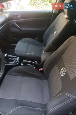 Универсал Volkswagen Passat 2001 в 