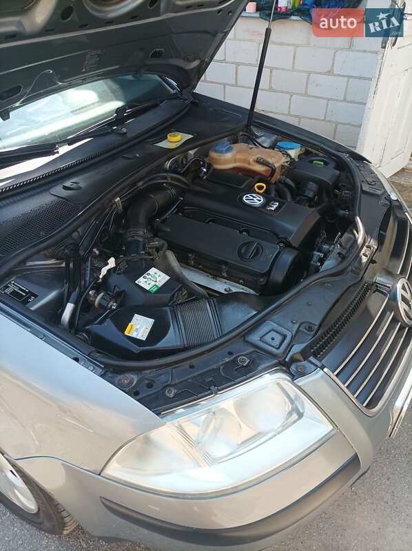 Универсал Volkswagen Passat 2001 в Виннице