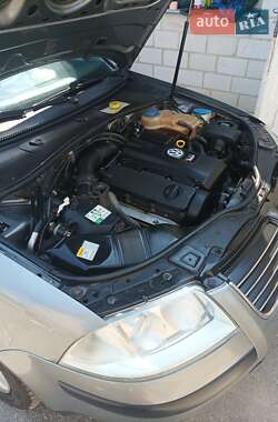 Универсал Volkswagen Passat 2001 в 