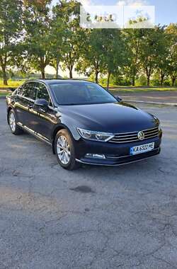 Седан Volkswagen Passat 2017 в Луцьку