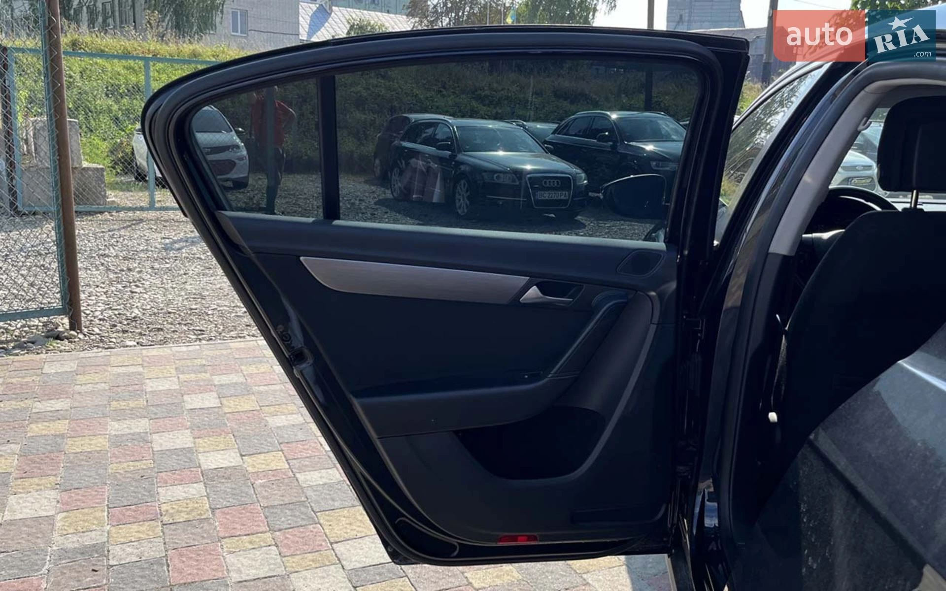 2011 Volkswagen Passat - мініатюра 19