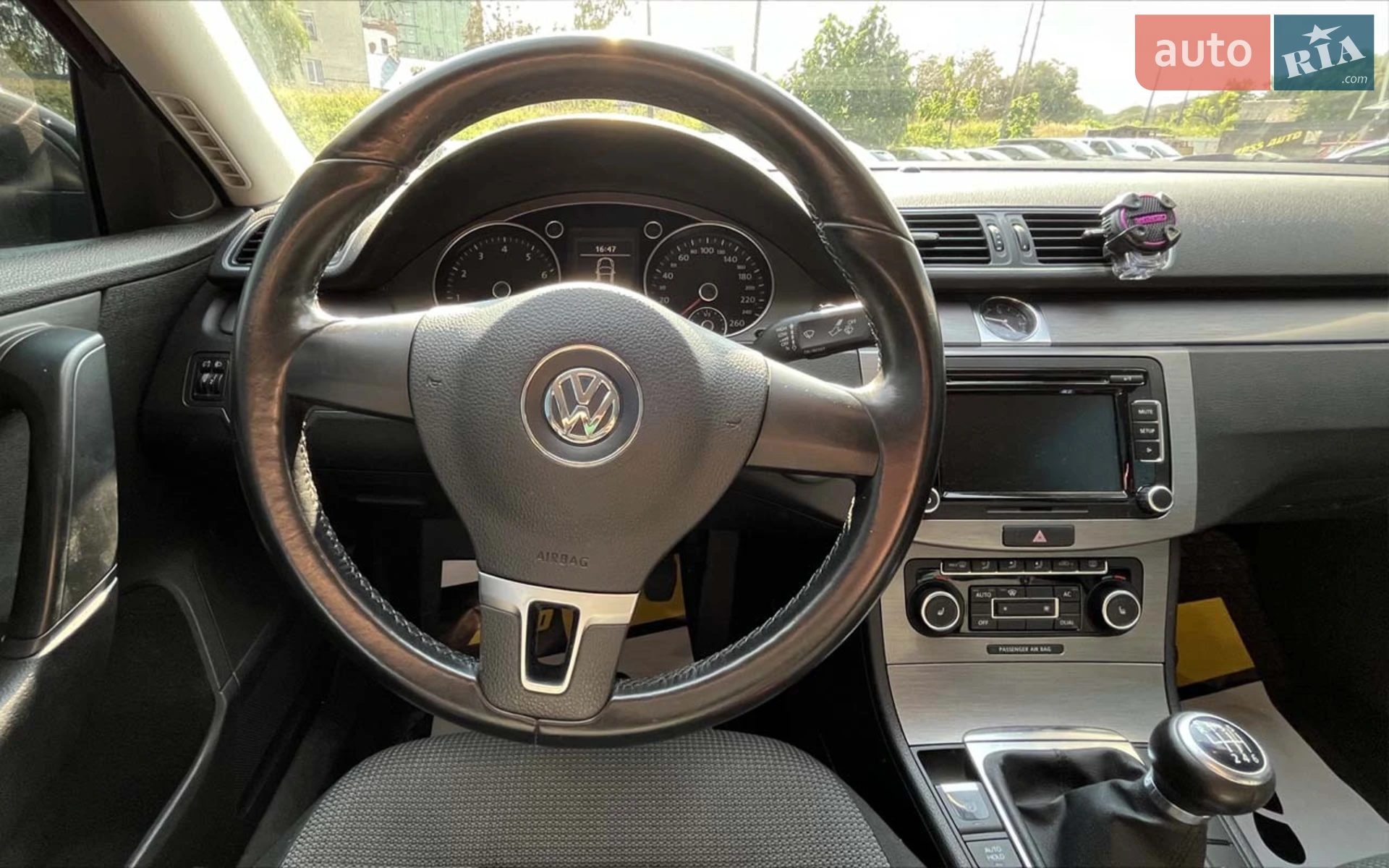 2011 Volkswagen Passat - мініатюра 23